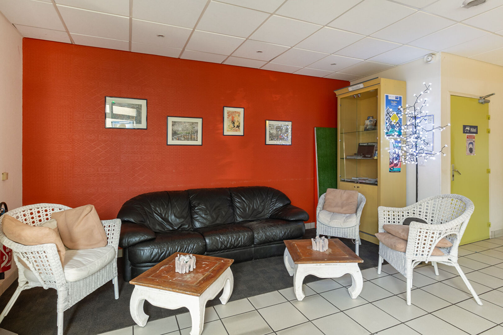 Visuel 9 de l'annonce : Fonds de commerce d'Hôtel à vendre. Proche Brest