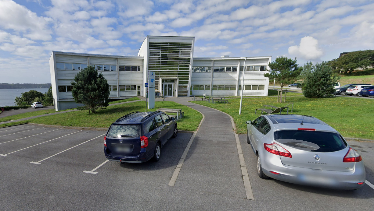 Plouzané -  différents espaces de bureaux  formant au total 114 m2