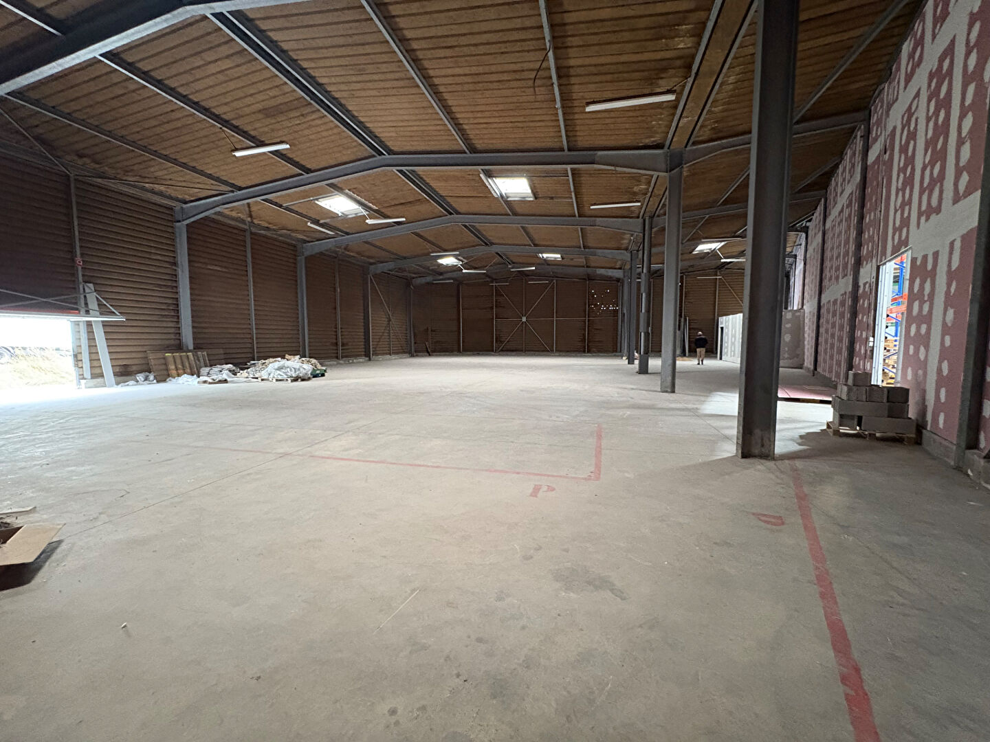 Visuel 5 de l'annonce : Local d'activité  700 m2