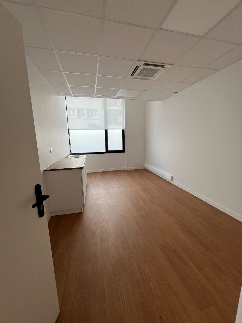 Visuel 2 de l'annonce : Bureau profession libérale à louer - centre ville de Brest - 17m2