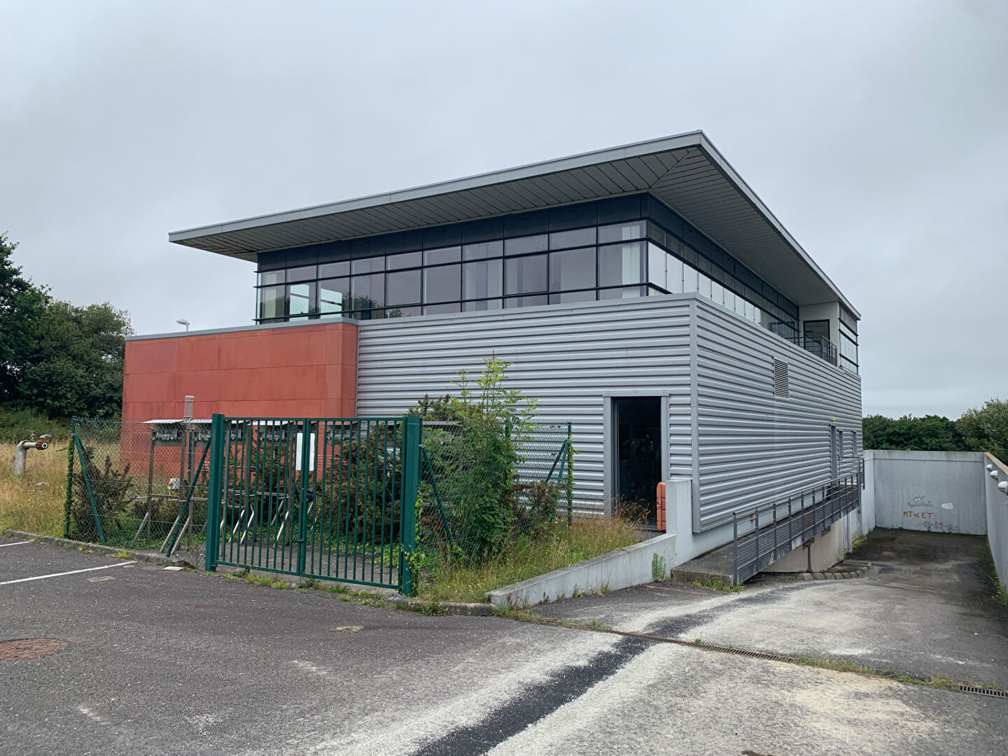 Visuel 8 de l'annonce : Plouzané - Technopôle - Local d'activité d'environ 962 m2