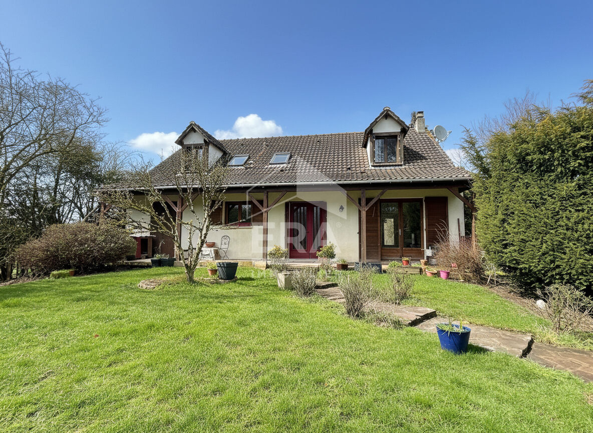 Maison familiale de 148 m² avec sous-sol total à Bréau