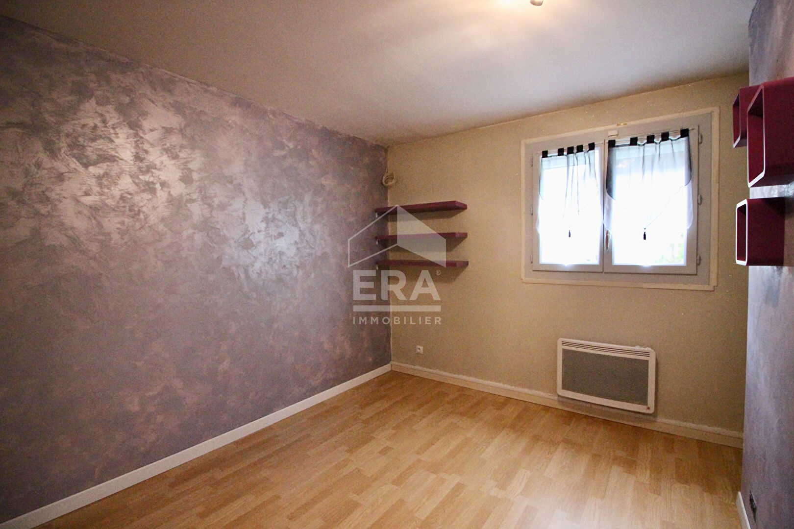 Photo Maison Guignes - Commodités - 4 chambres - Grand garage image 4/6