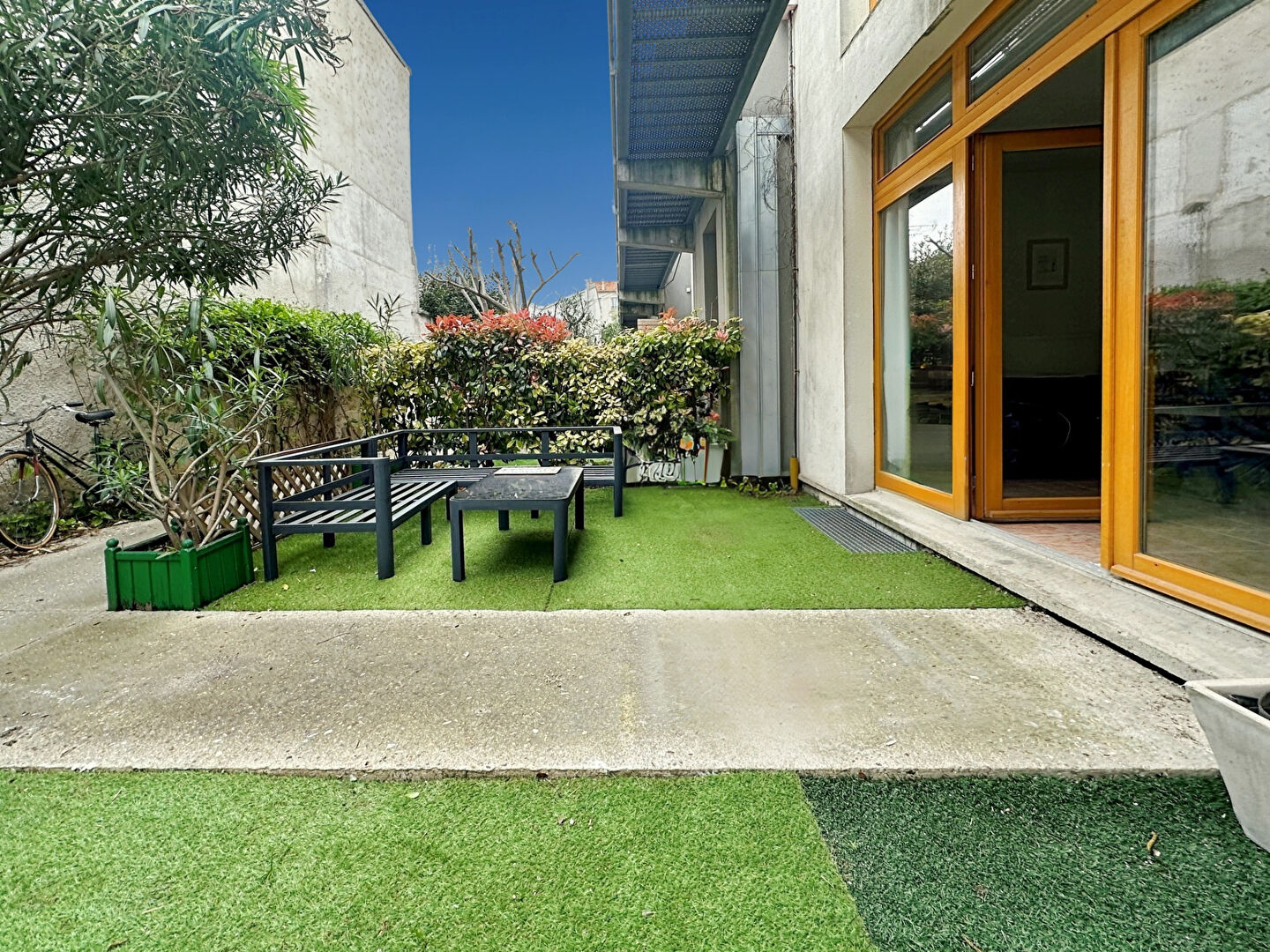 Appartement Montreuil 2 pièce(s) avec ses 2 espaces extérieurs