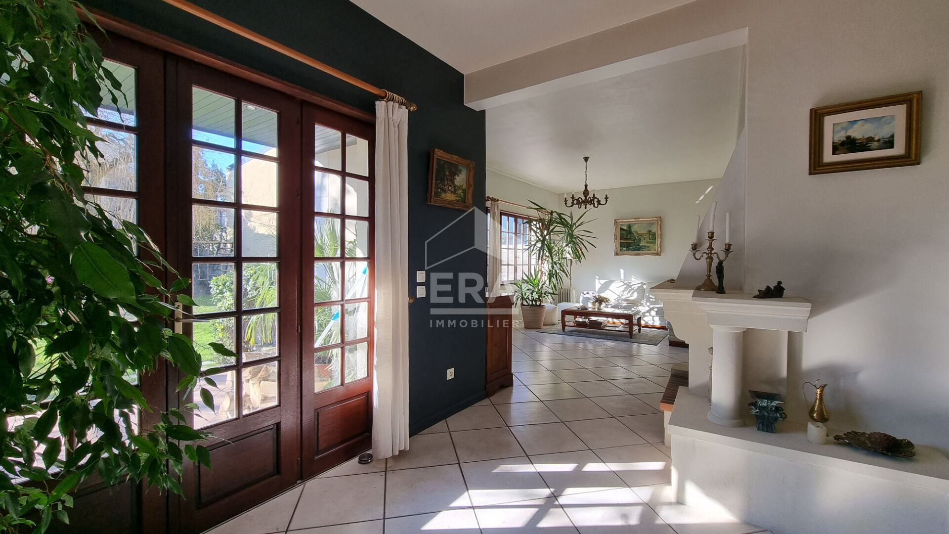 Photo Maison de 6 pièces avec jardin et garage. image 4/6