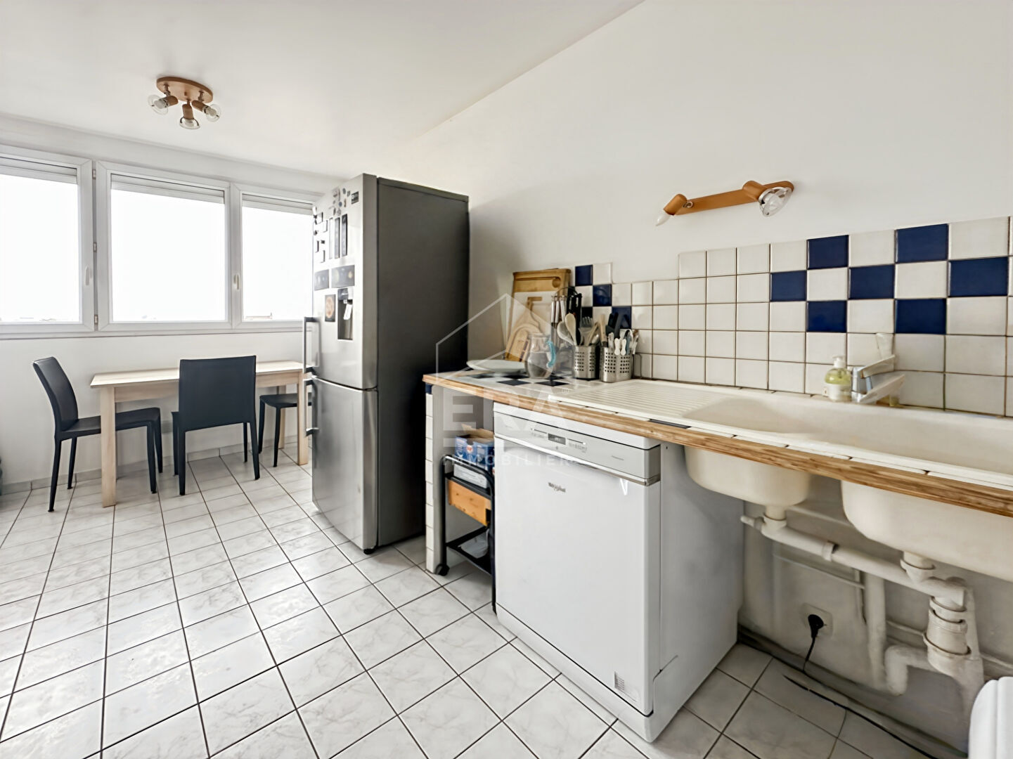 Photo Appartement Montreuil 4 pièces, dans une copropriété avec gardien image 4/6