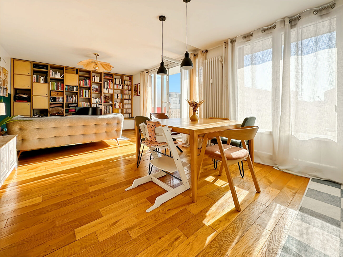 Appartement 3 pièces rénové avec balcon, cave et patking  - Au coeur de Montreuil