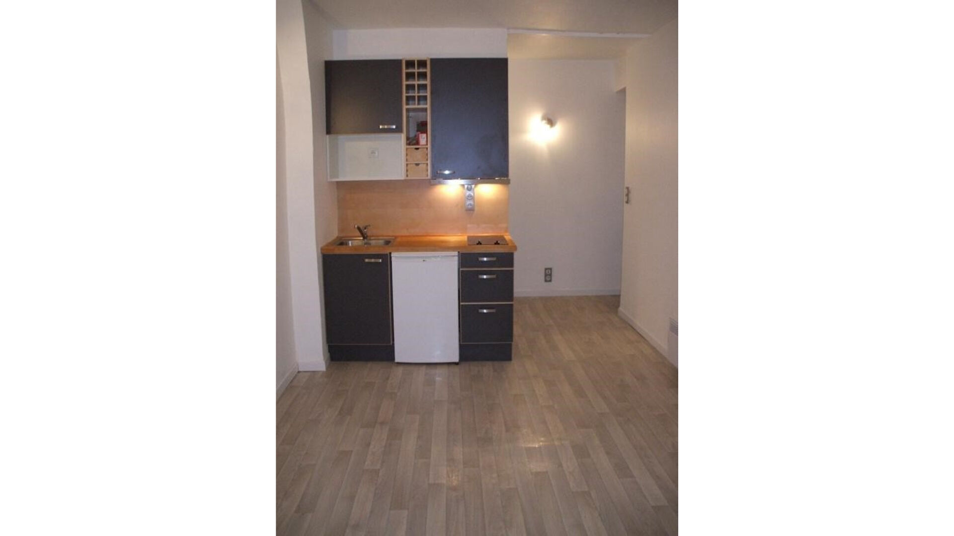 Photo Appartement Paris 1 pièce(s) 20,08 m2 image 3/3