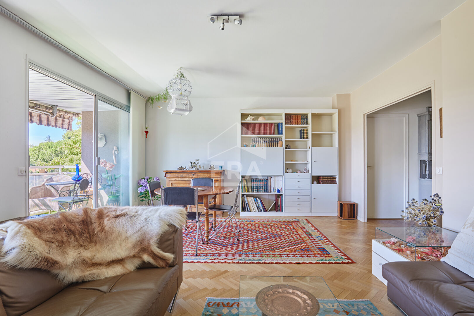 Photo T3 avec terrasse, ascenseur, parking, Aix-en-Provence image 2/6