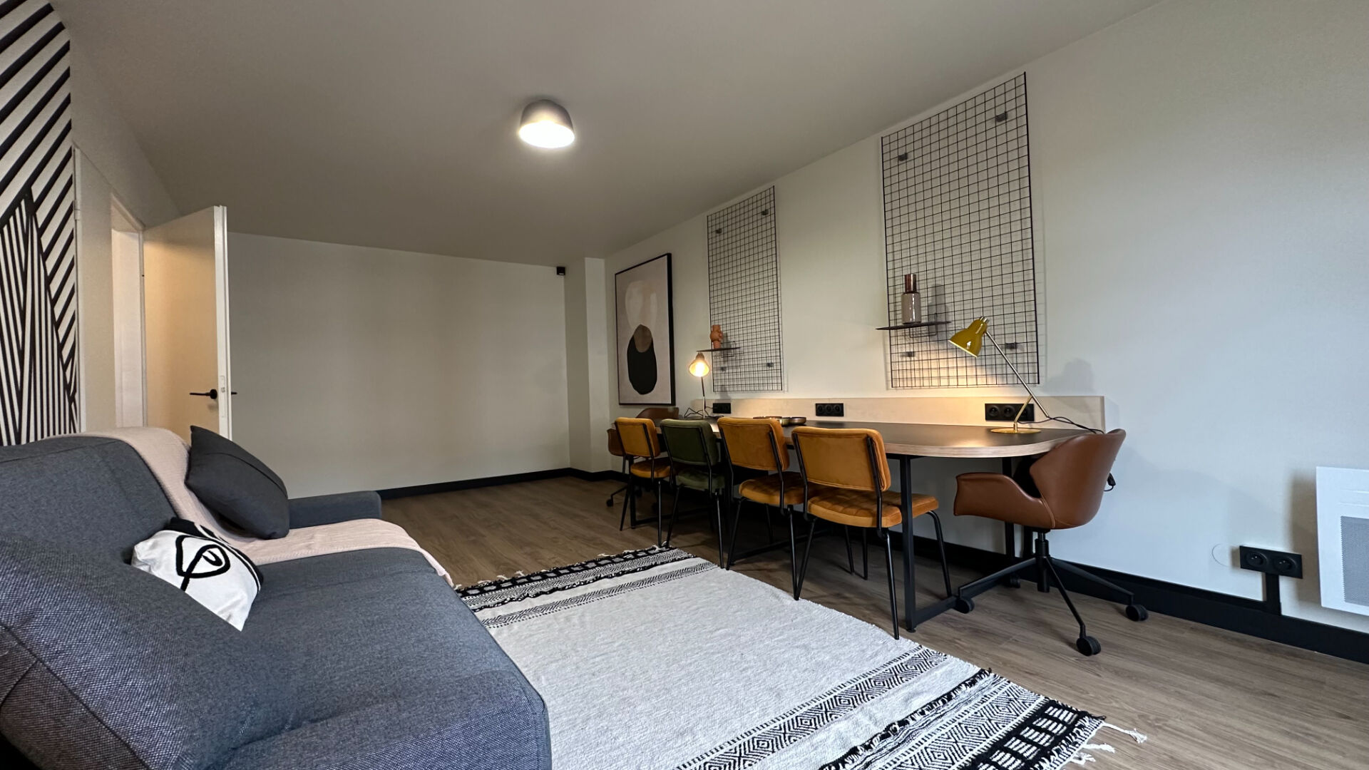 Dans Résidence Hôtelière, Appartement de 3 pièces meublé 66 M2  Secteur Royallieu proche de l'ESCOM