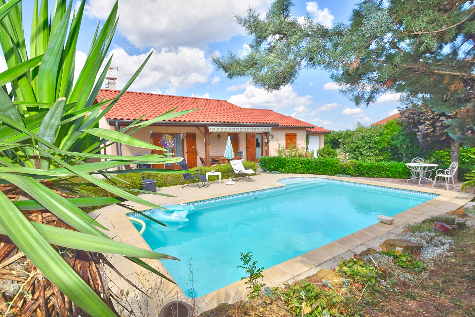 Agence immobilière de ERA Grand Ouest Azergues Immobilier