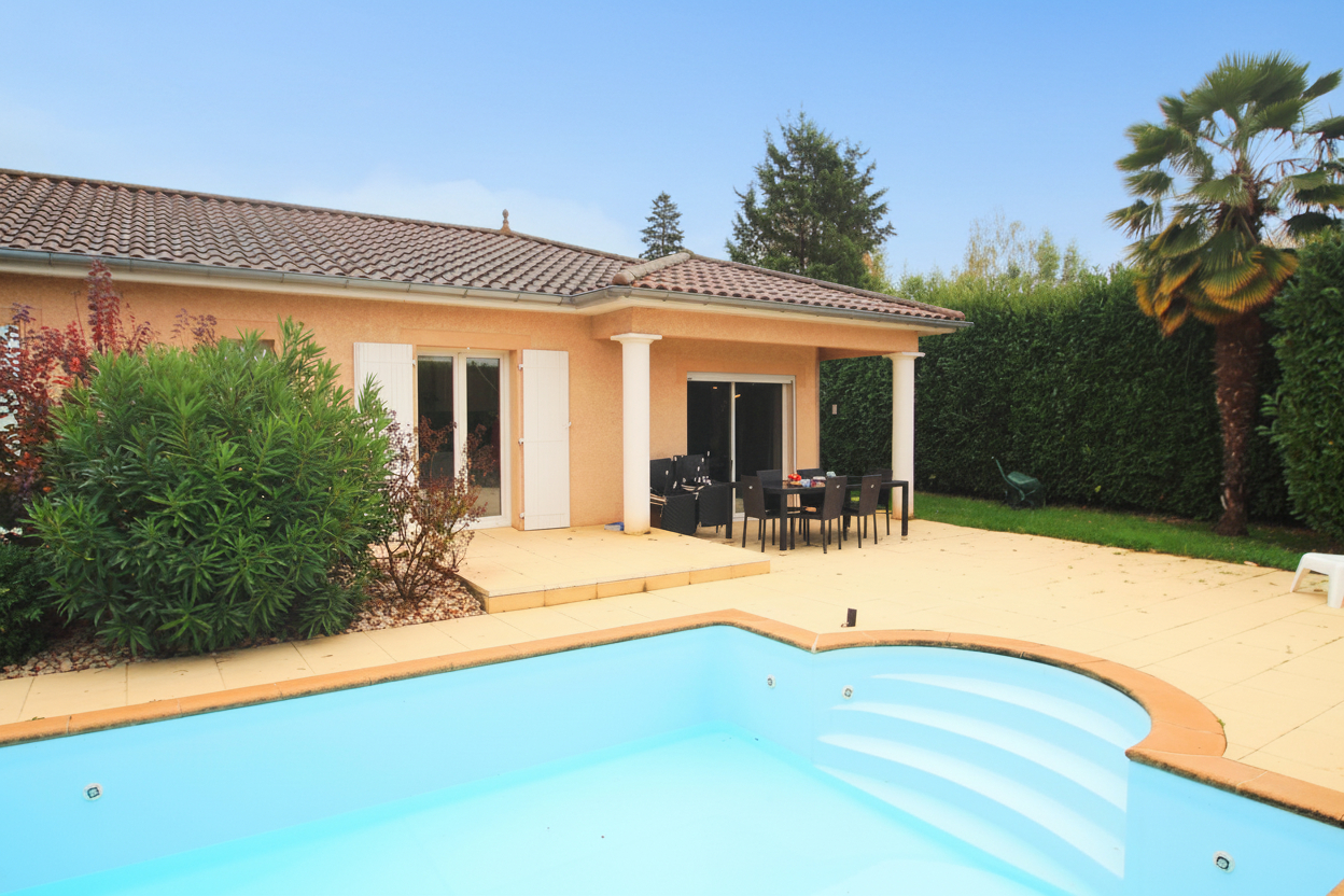 Agence immobilière de ERA Grand Ouest Azergues Immobilier