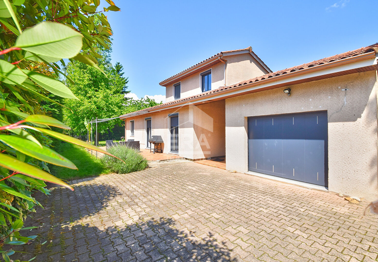 Agence immobilière de ERA Grand Ouest Azergues Immobilier