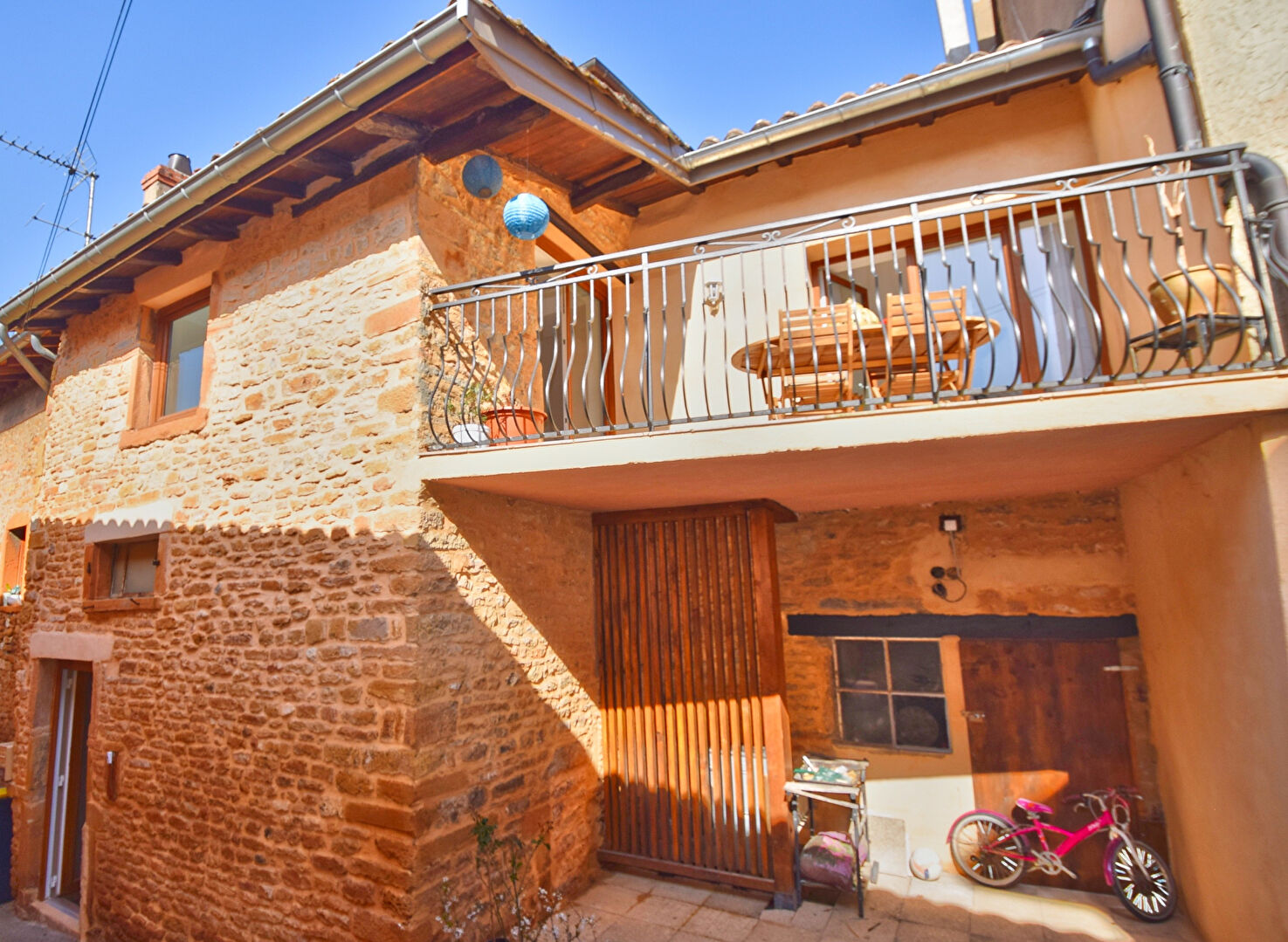 Agence immobilière de ERA Grand Ouest Azergues Immobilier