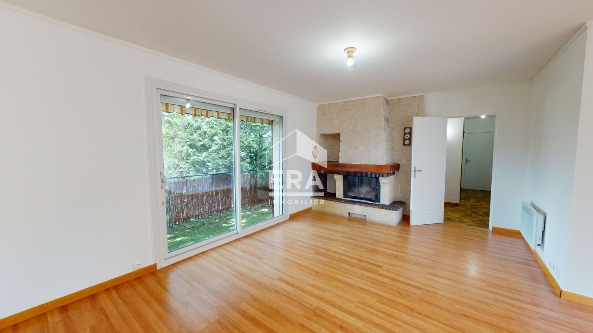 Photo MAISON BOURGES 7 PIÈCES 180 M² image 3/6