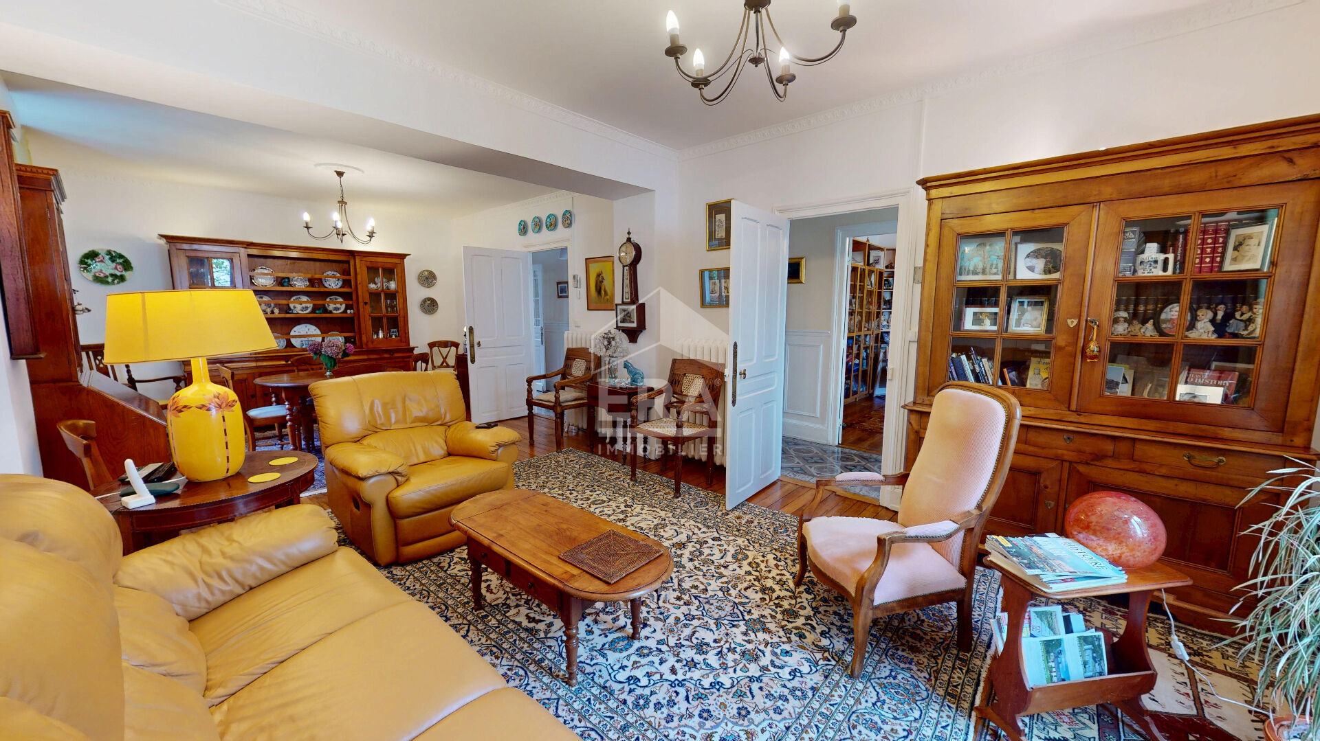 Photo Maison de Maître à vendre ? Cosne-Cours-sur-Loire 9 pièce(s) 228 m2 image 3/6