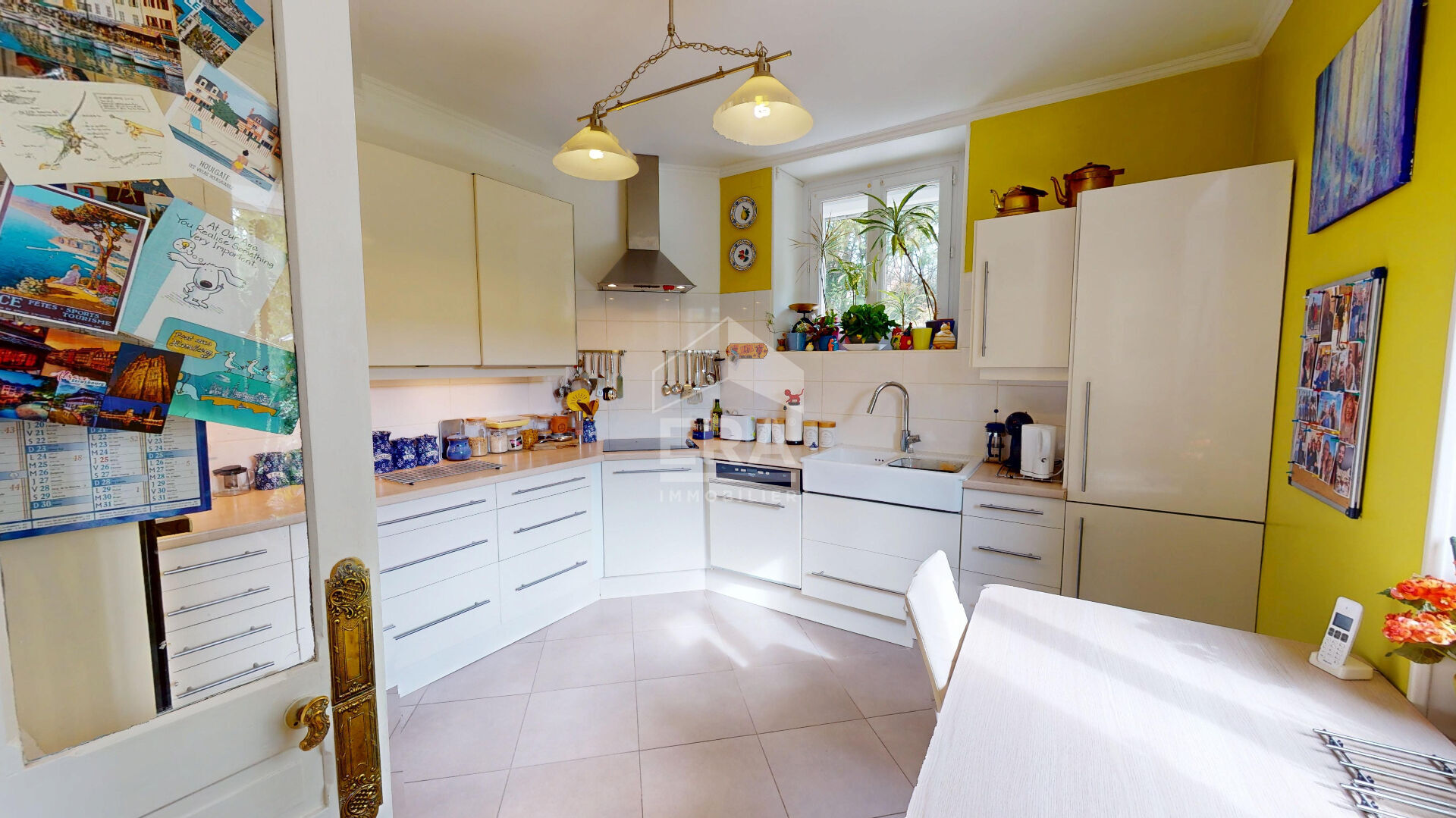 Photo Maison de Maître à vendre ? Cosne-Cours-sur-Loire 9 pièce(s) 228 m2 image 5/6