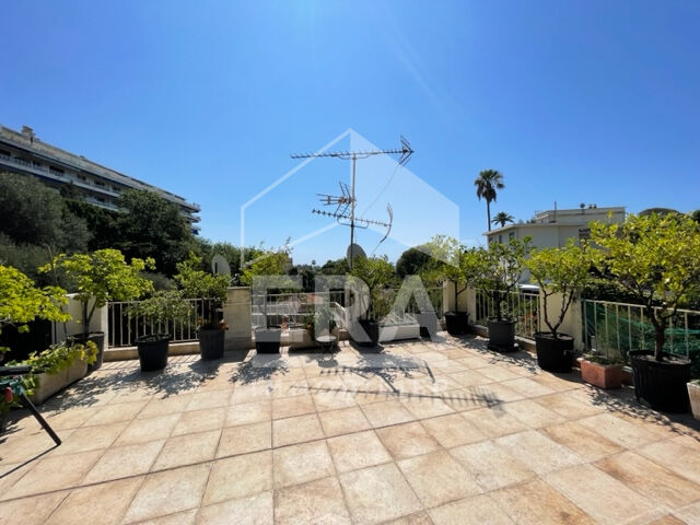 100 m² de confort + toit-terrasse + calme absolu à 5 min de la mer !