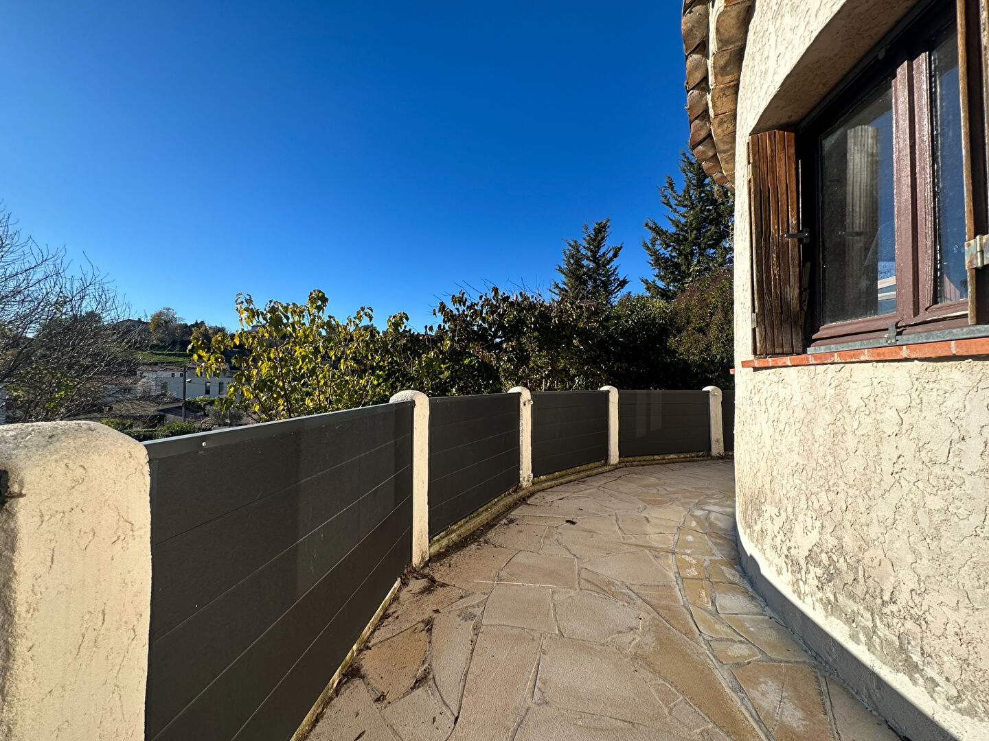 Photo Haut de Villa à rénover avec Vue Verdure, Terrasse, Vérandas et Garage - Unique à Saint-Paul-de-Vence image 4/6