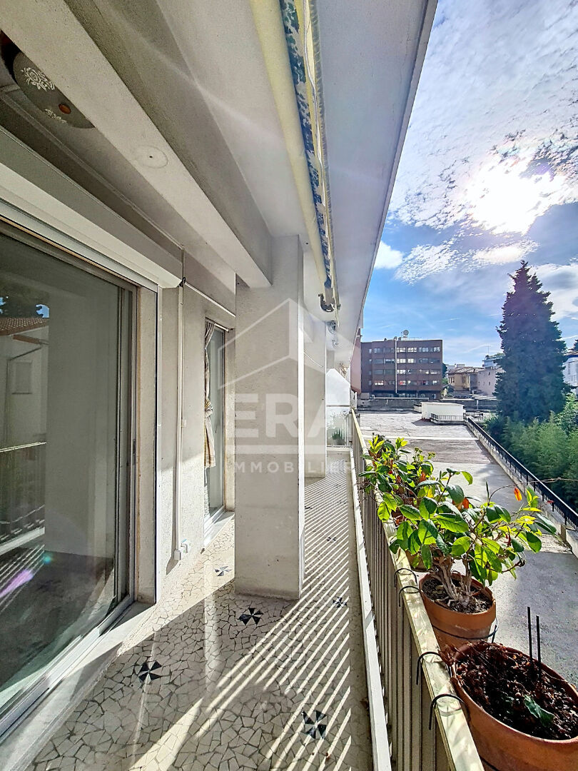 Photo Spacieux F2 au centre de Nice - Bld Grosso image 4/6