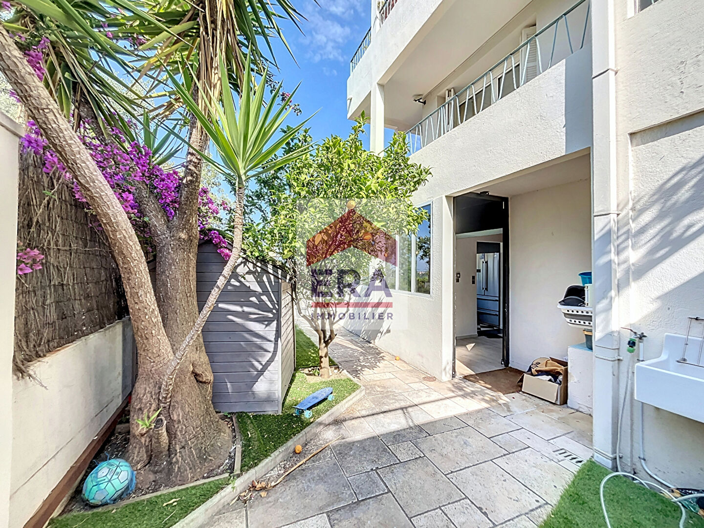 A LOUER : Duplex 90M² avec 77M² de terrasse