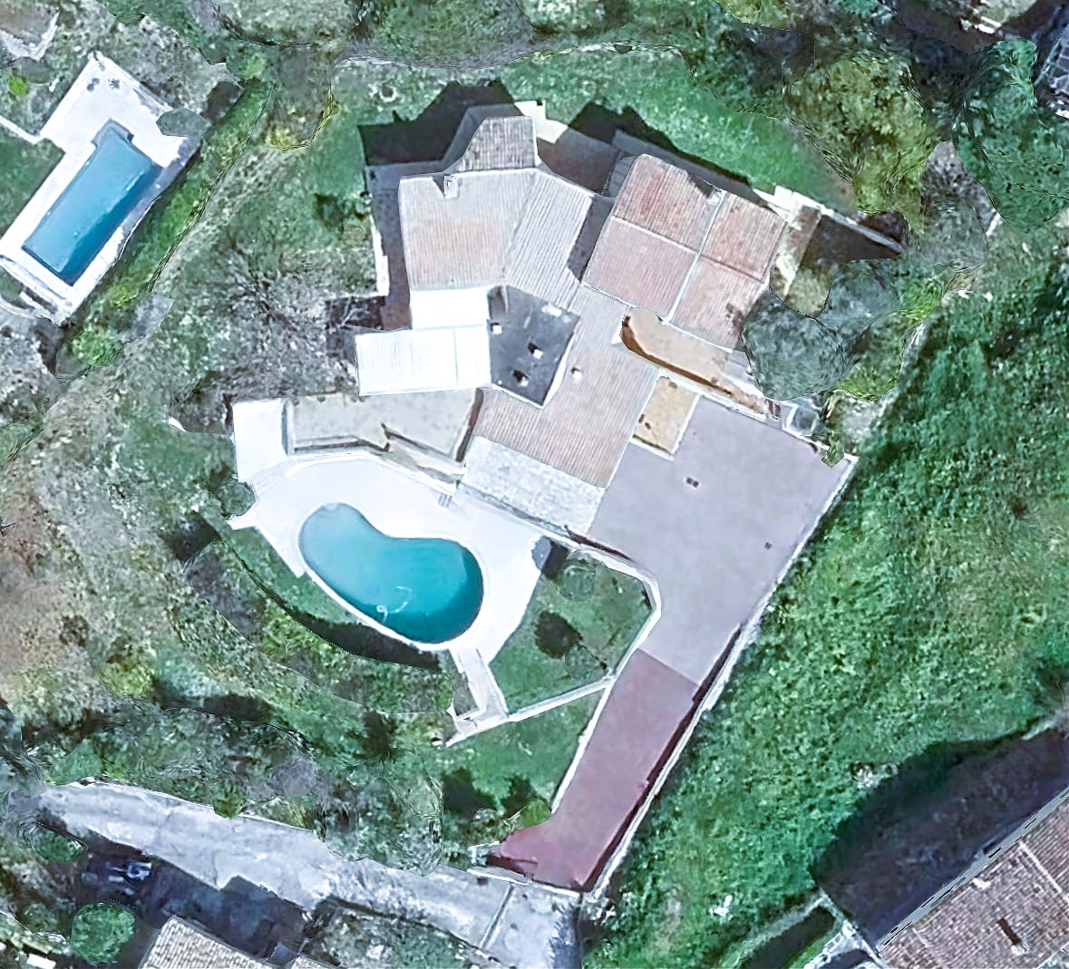 Photo Superbe maison avec Emplacement calme et dominant image 6/6