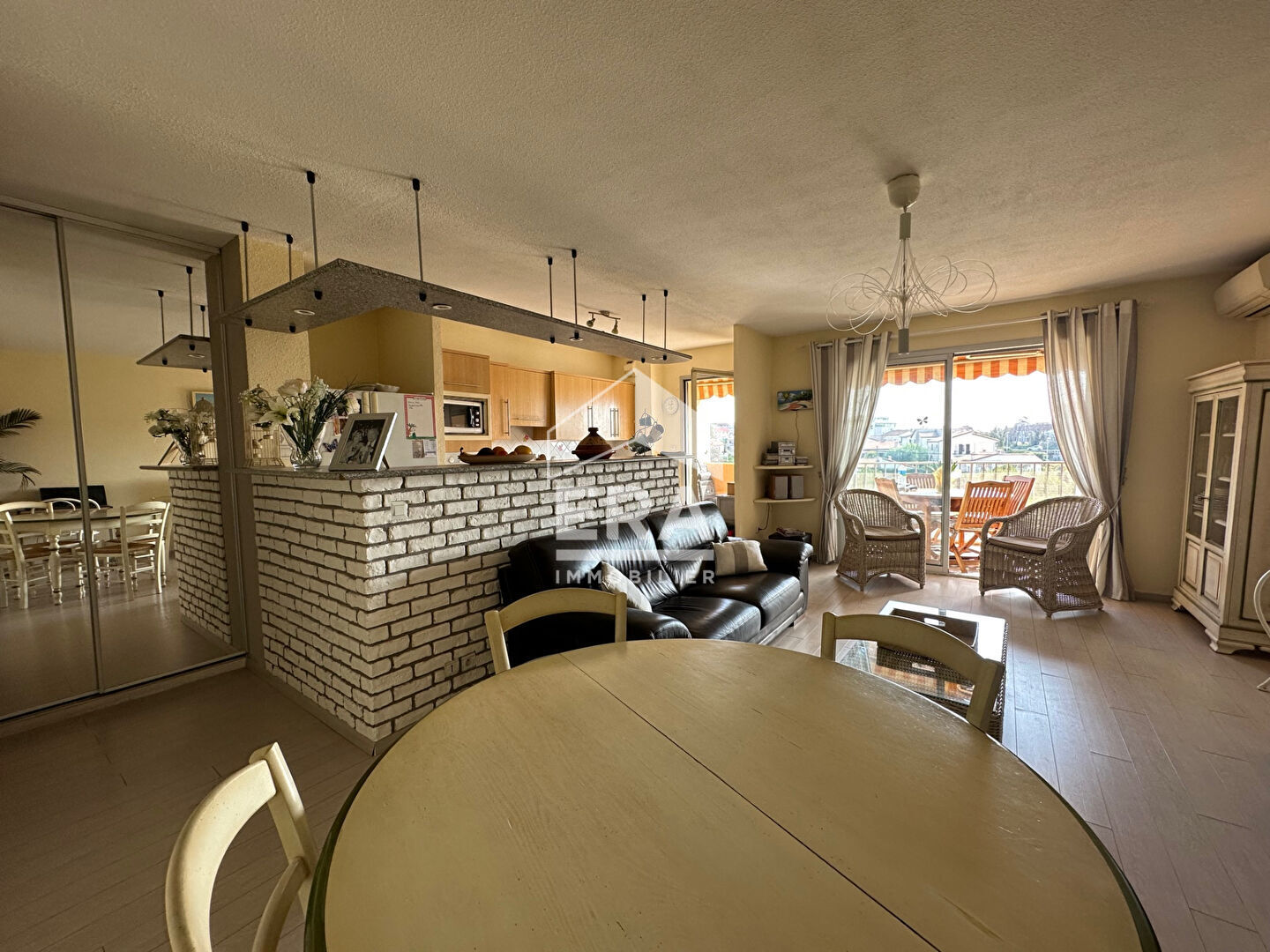 Photo Agréable 3 pièces avec terrasse et piscine dans la résidence image 2/6