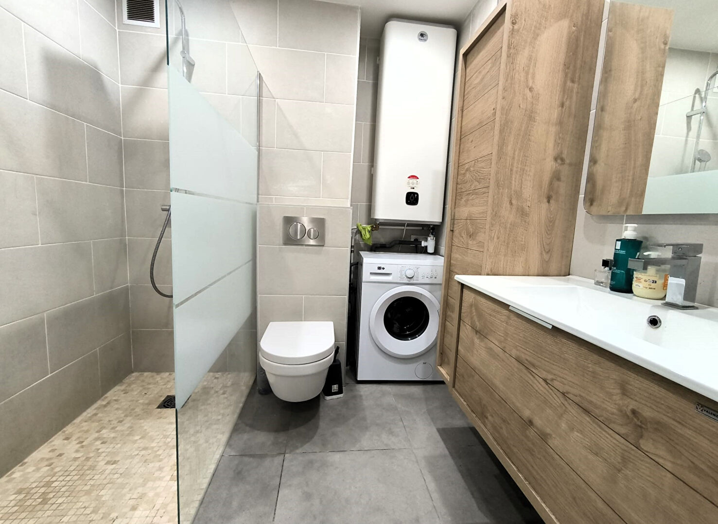 Photo F2 en centre en parfait état image 6/6