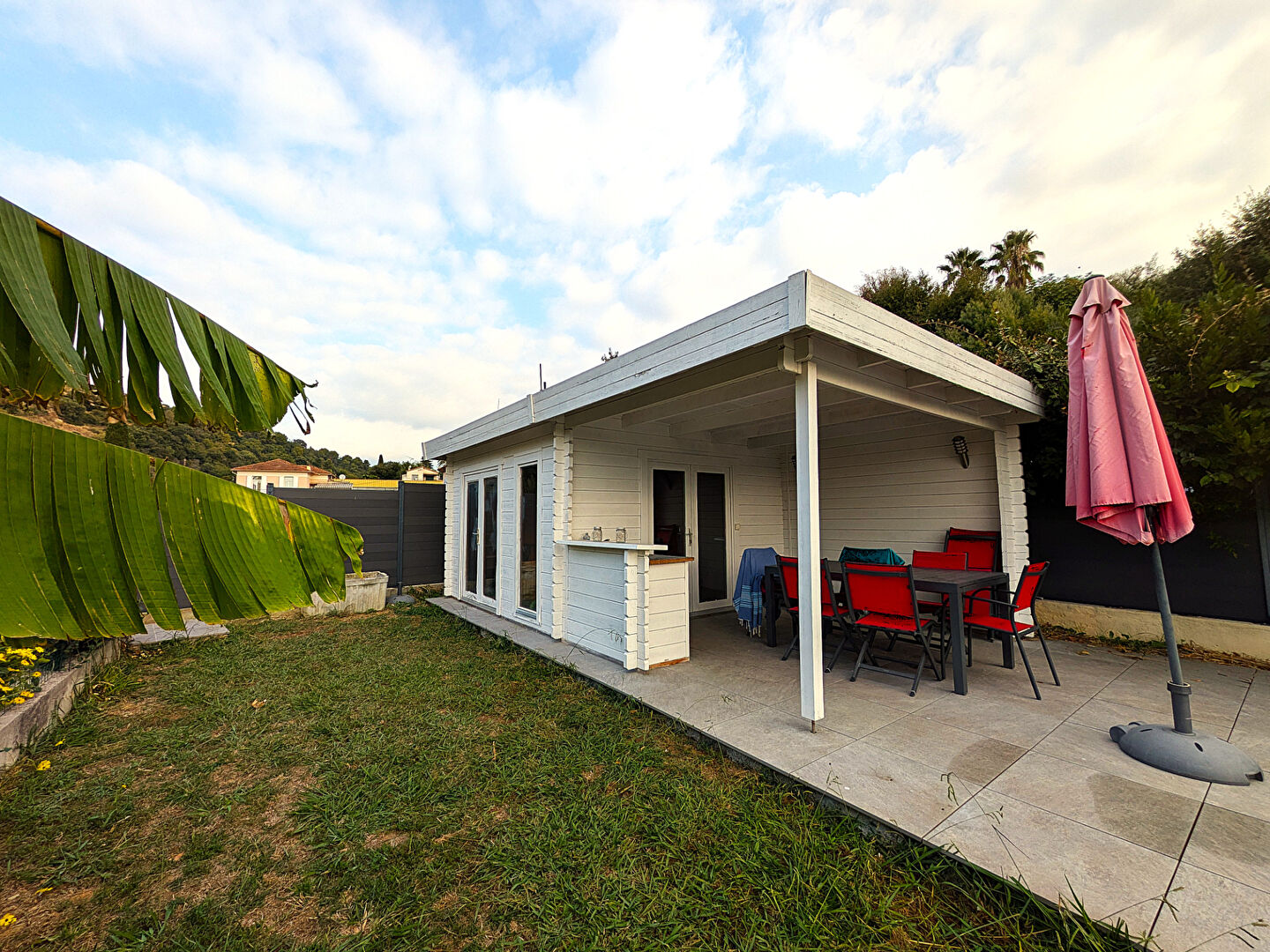 Photo Le charme d'une maison familiale avec jardin, piscine et pool house à Cagnes-sur-Mer. image 6/6