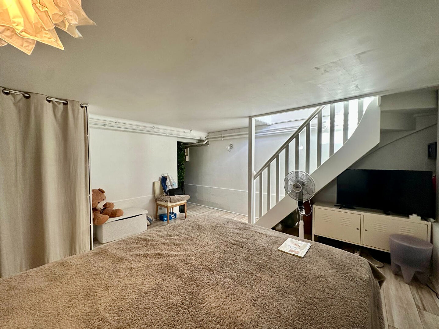 Photo Charmant 2 pièces avec extérieur ? Quartier prisé des Bouches-du-Loup, proche plages image 4/6