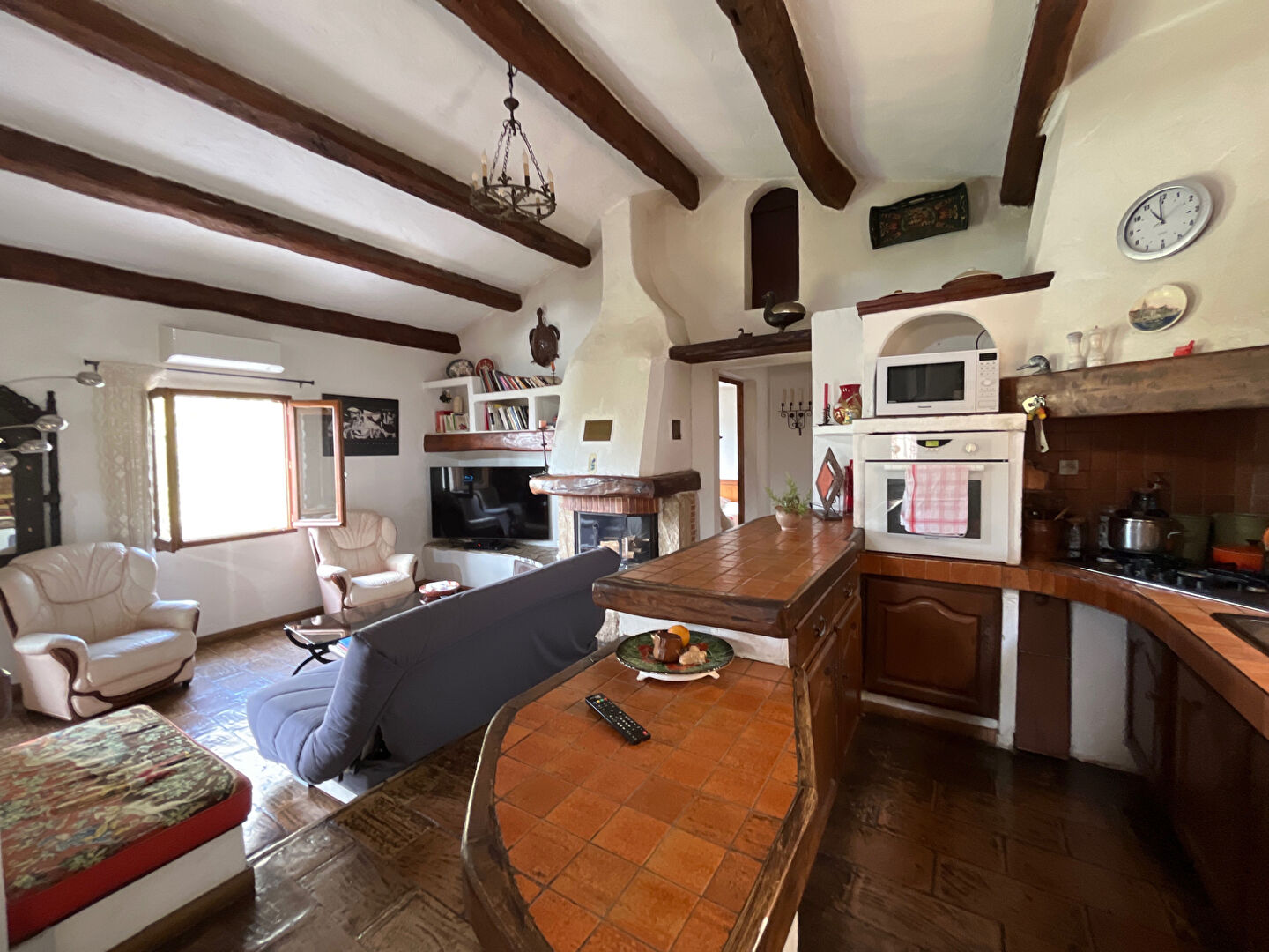 Photo Maison individuelle 160m² secteur résidentiel image 2/6