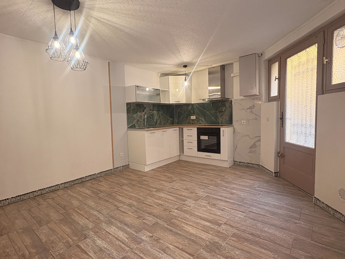 Appartement 2 pièces rénové au coeur de Cagnes sur mer