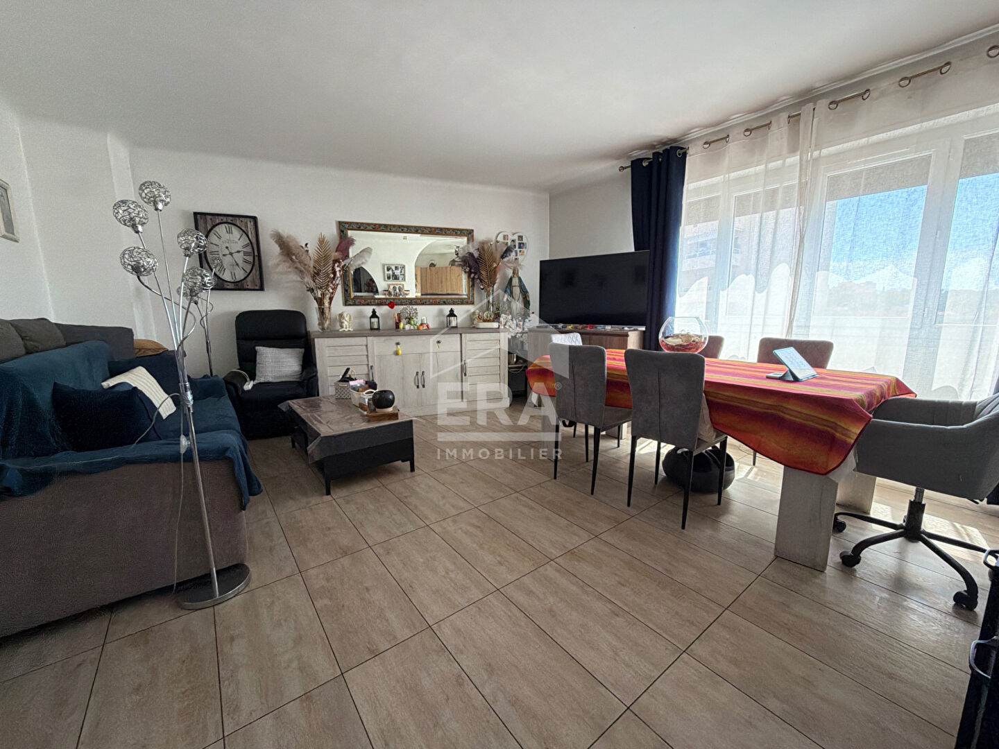 3 pieces avec cave au Cannet Rocheville