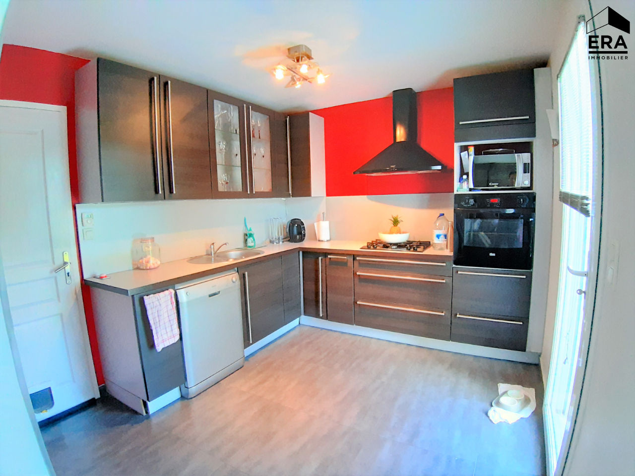Photo Maison contemporaine à vendre à Rédené - 4 chambres, jardin image 4/6