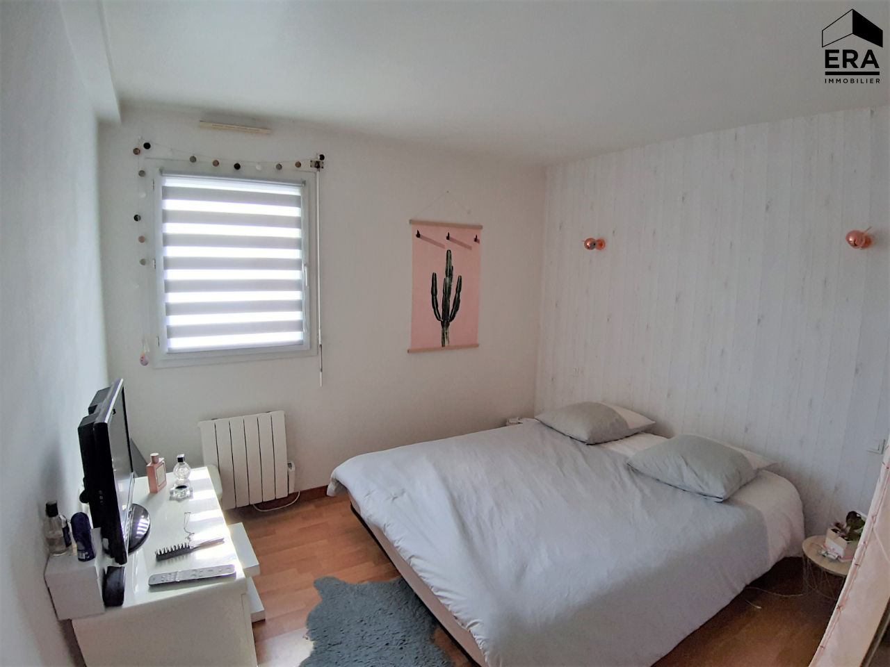 Photo Maison contemporaine à vendre à Rédené - 4 chambres, jardin image 5/6