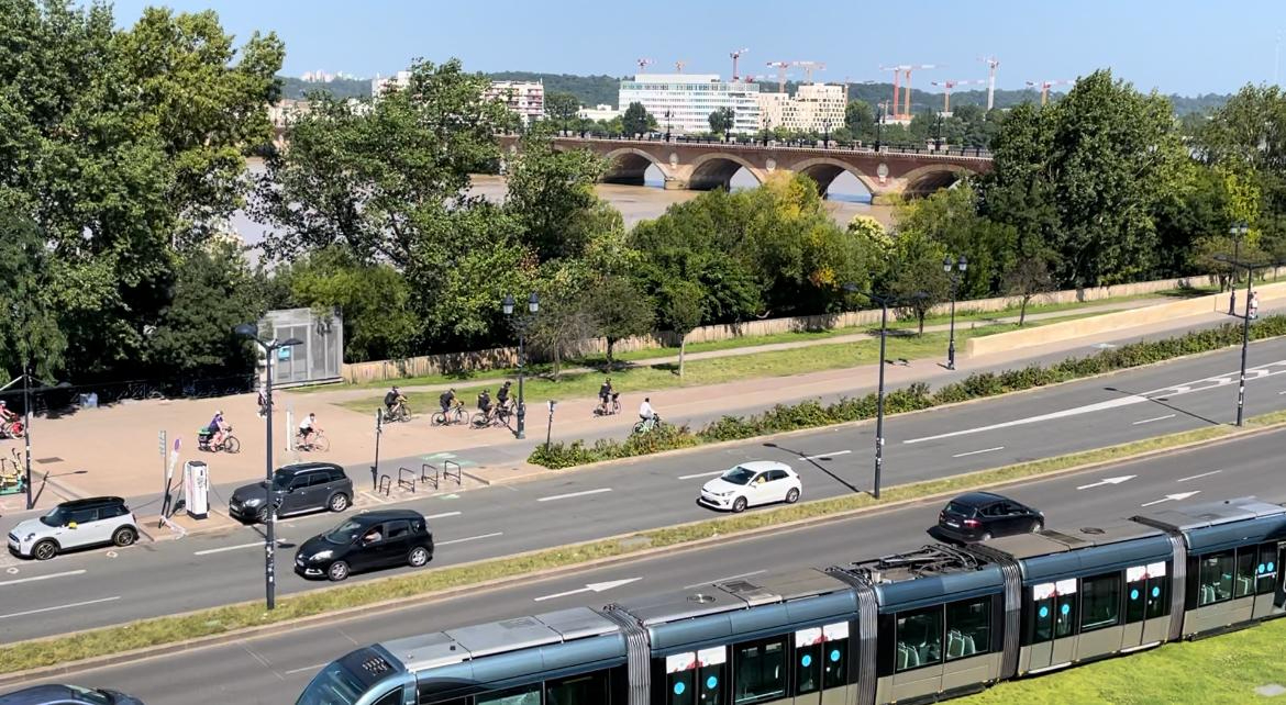 Photo 33000 Bordeaux - Immeuble Bordeaux 232.54 m2 à vendre image 3/5