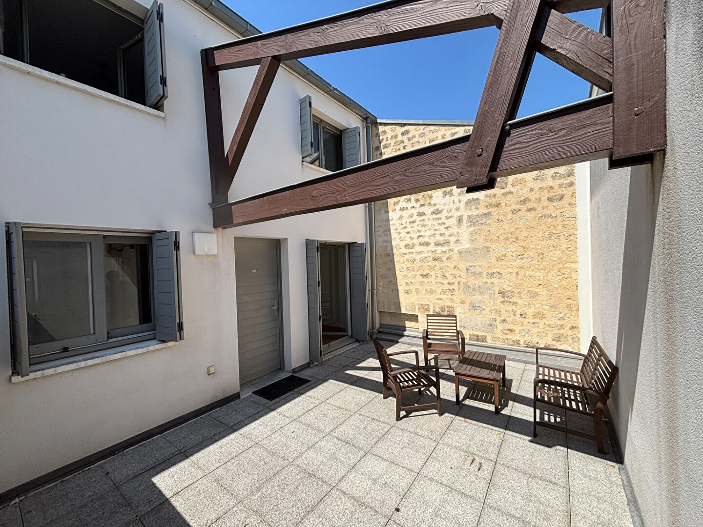 Apartment 3 pièces · 72.00 m² à BORDEAUX