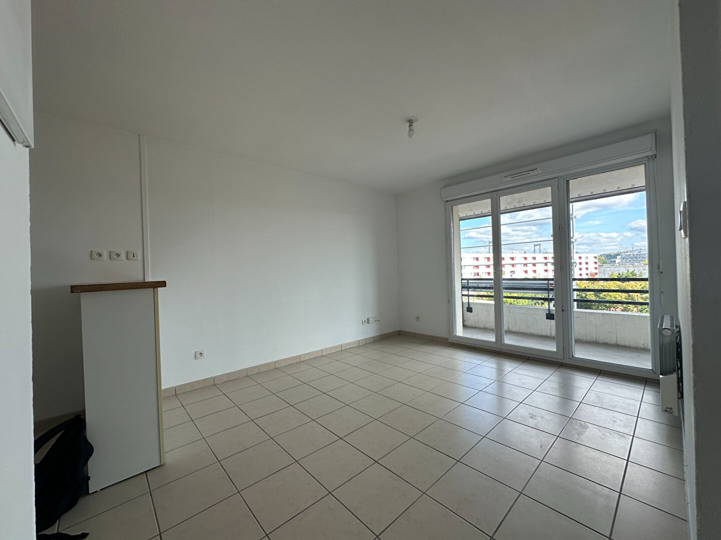 33300 BORDEAUX Maritime- Appartement 2 pièces à vendre-