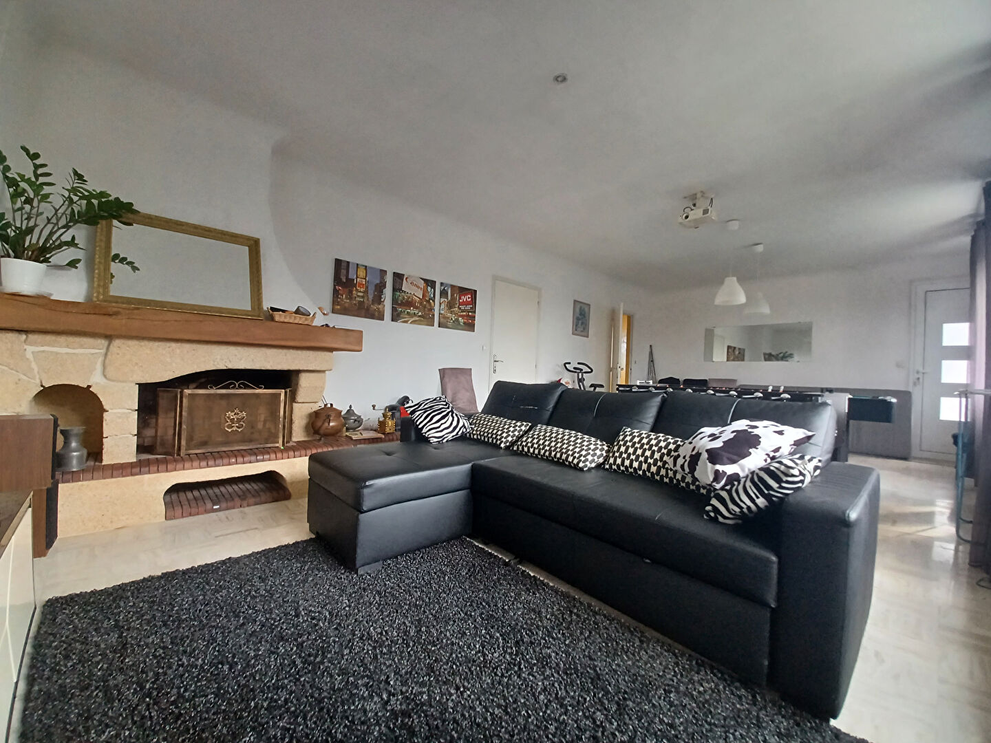 Photo 33560 SAINTE EULALIE - Maison 6 pièces 190 m² A VENDRE. image 4/6