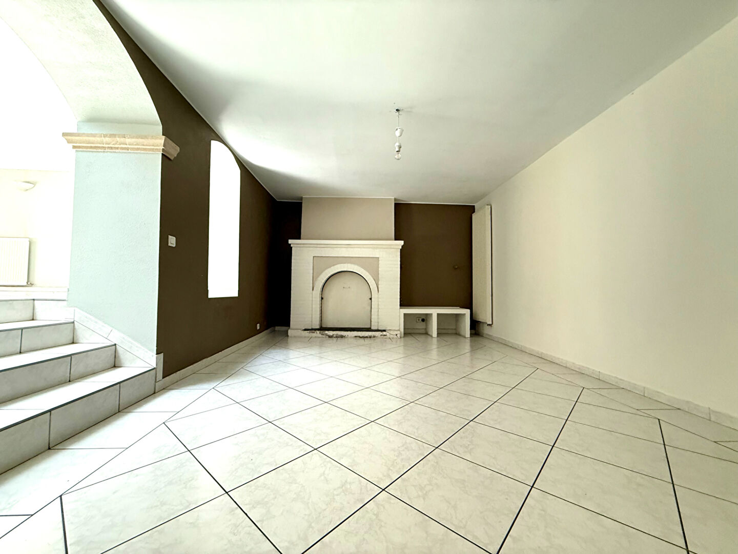 Photo 33560 CARBON BLANC - Maison 140 m² à vendre au centre de CARBON-BLANC avec 4 chambres image 4/6