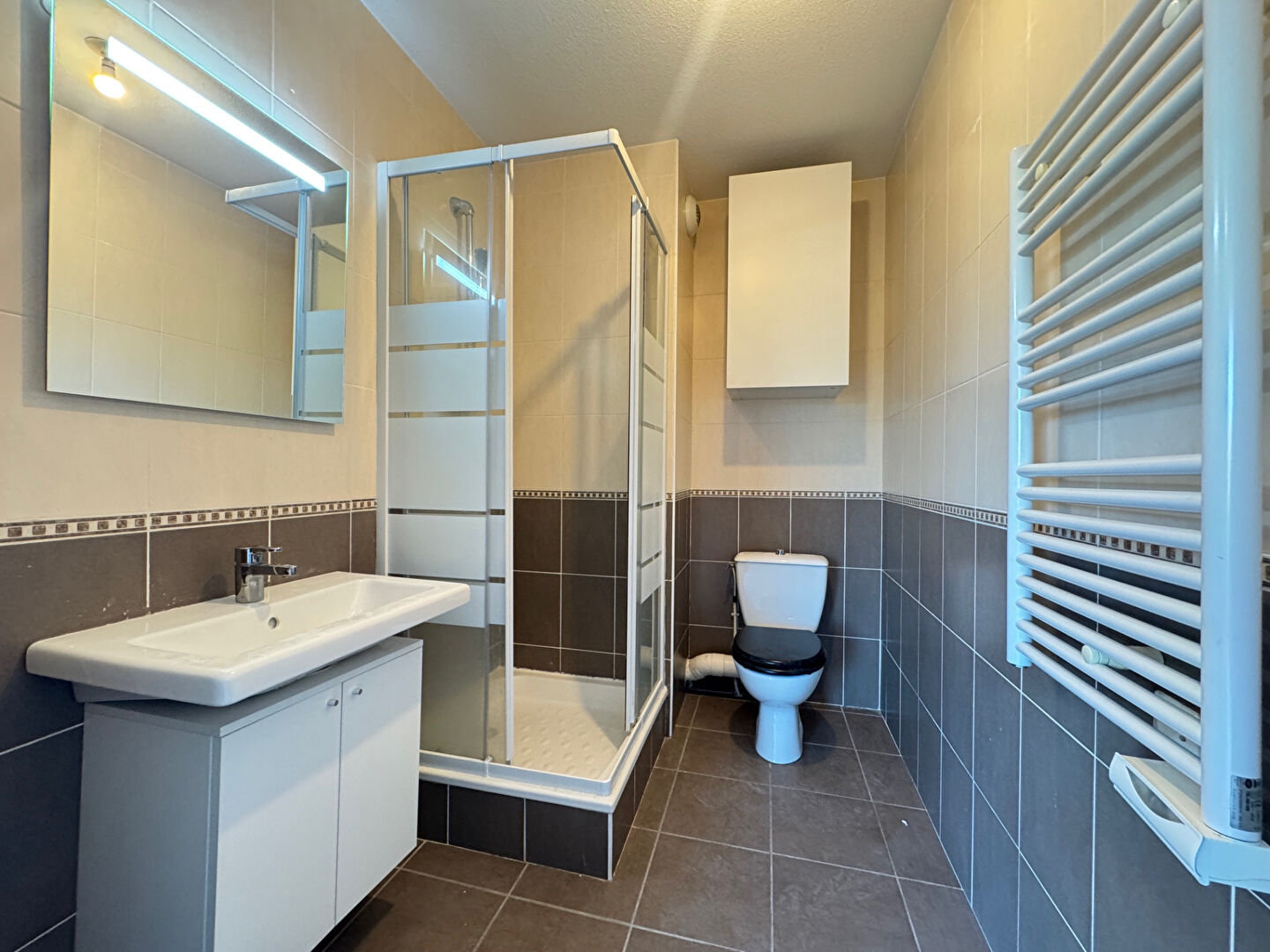 Photo LA CROIX ROUGE. Studio avec terrasse et garage à louer image 6/6