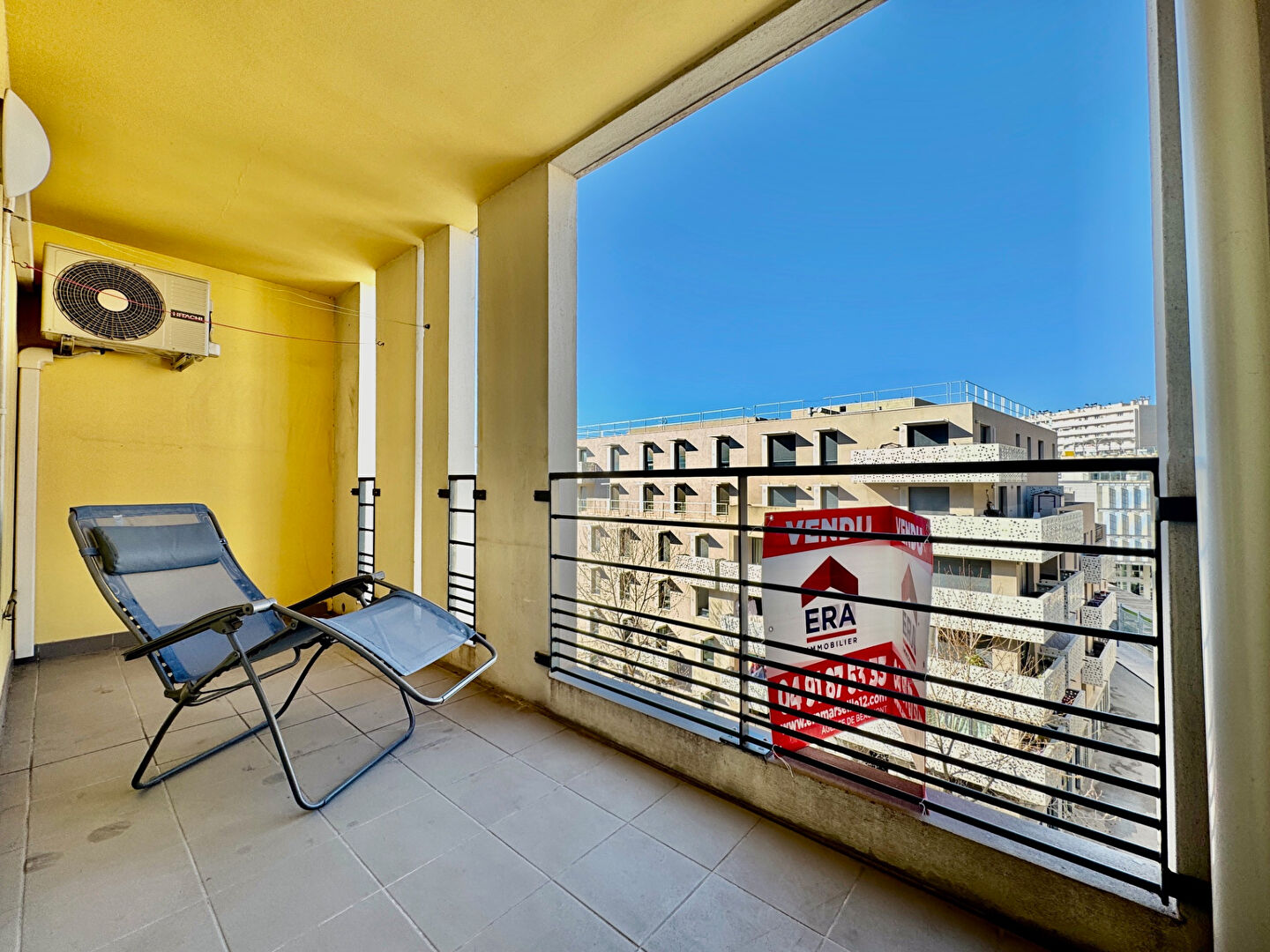 Photo BD CHARLES NEDELEC/PROCHE GARE ST CHARLES.Appartement type 2 avec terrasse et place de parking. image 6/6