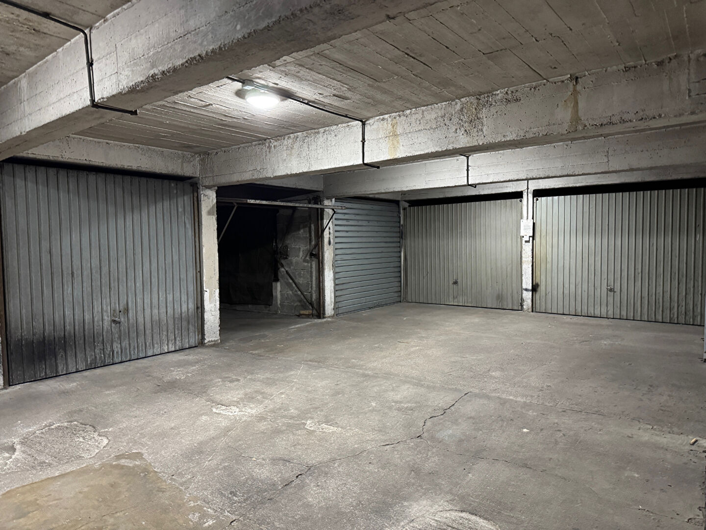 Photo Secteur République/Joliette 13002 box en sous sol à la vente image 2/3