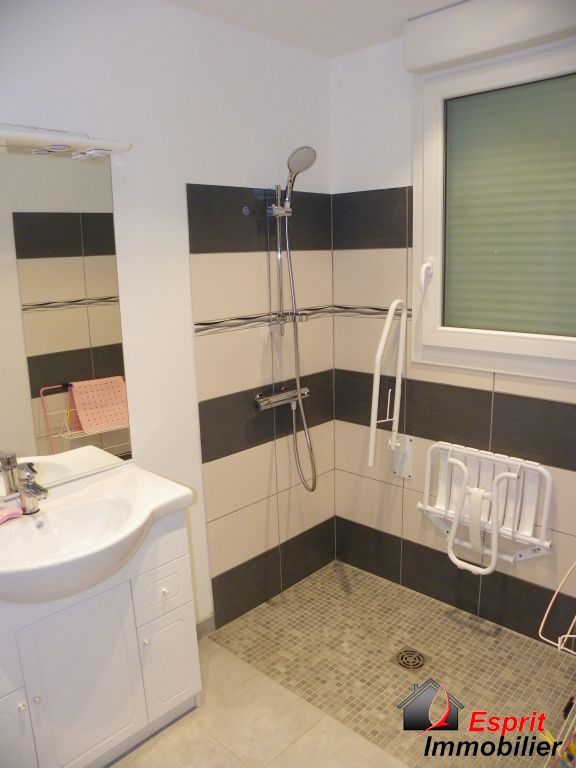 Photo Maison Nevez plain pied et commerces à pieds! image 6/6