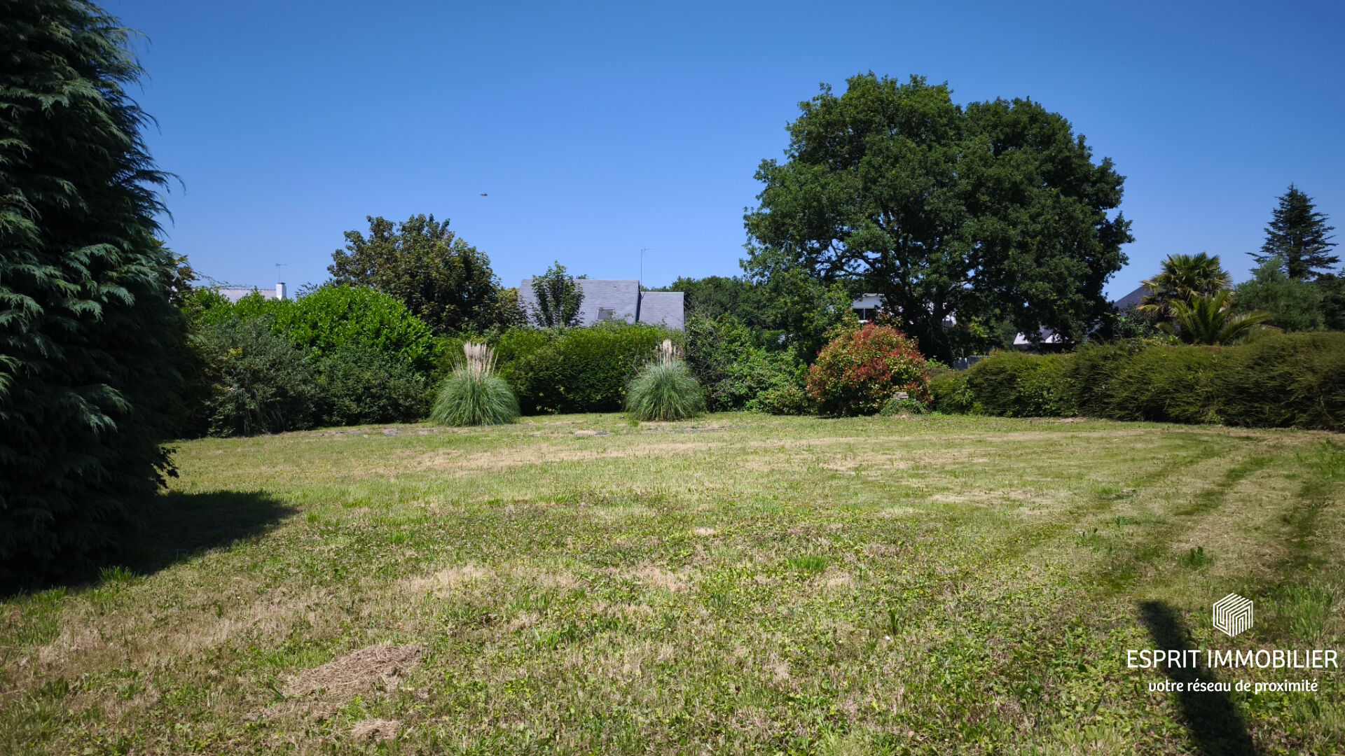 Pont-Aven - terrain constructible, 1080m²