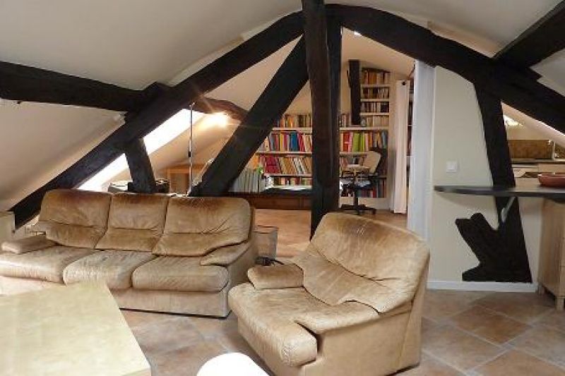 Loft Paris 5è 2 pièce(s) 92 m2