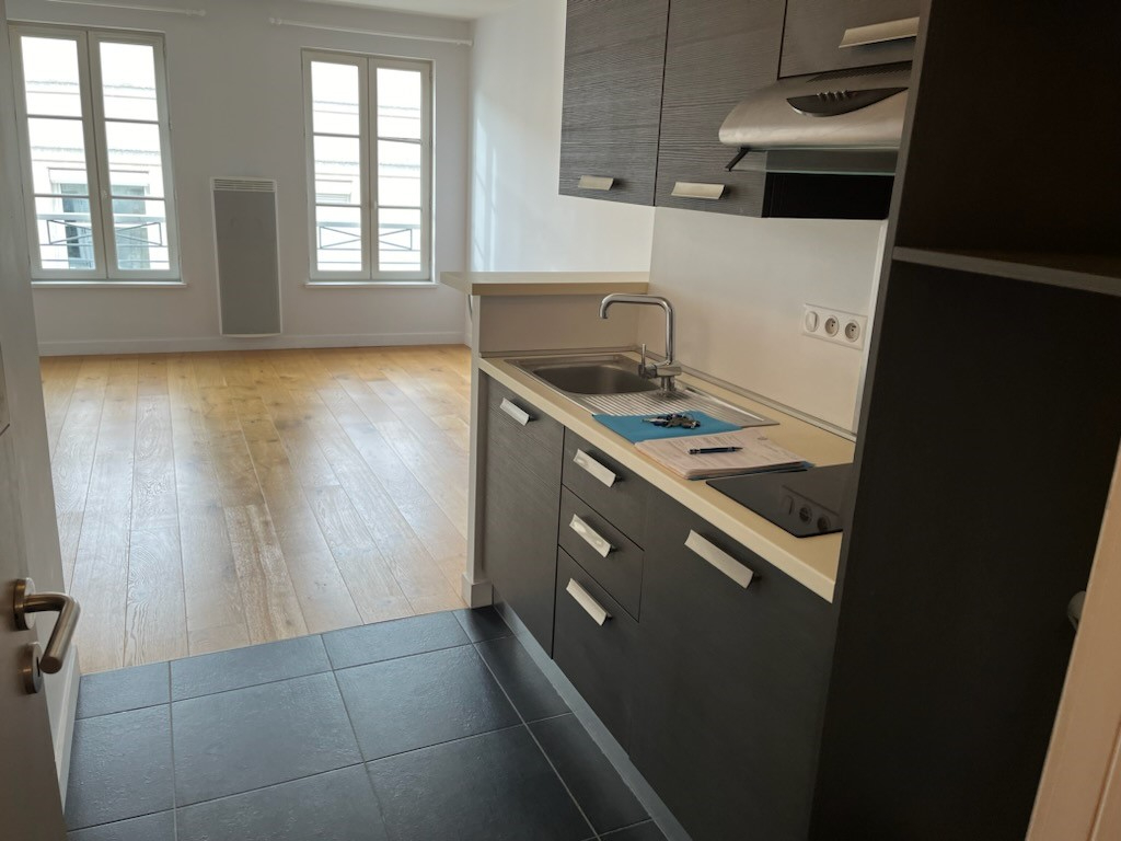 A louer T2 centre LA ROCHELLE