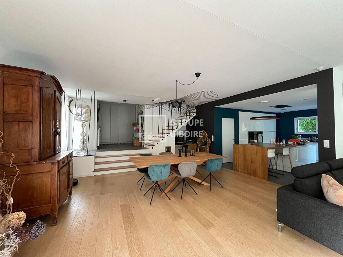 A VENDRE - AGENCE GIBOIRE - MAISON TYPE 7 DE 205 M² - DOMLOUP - 5 MINUTES DE CESSON-SEVIGNE