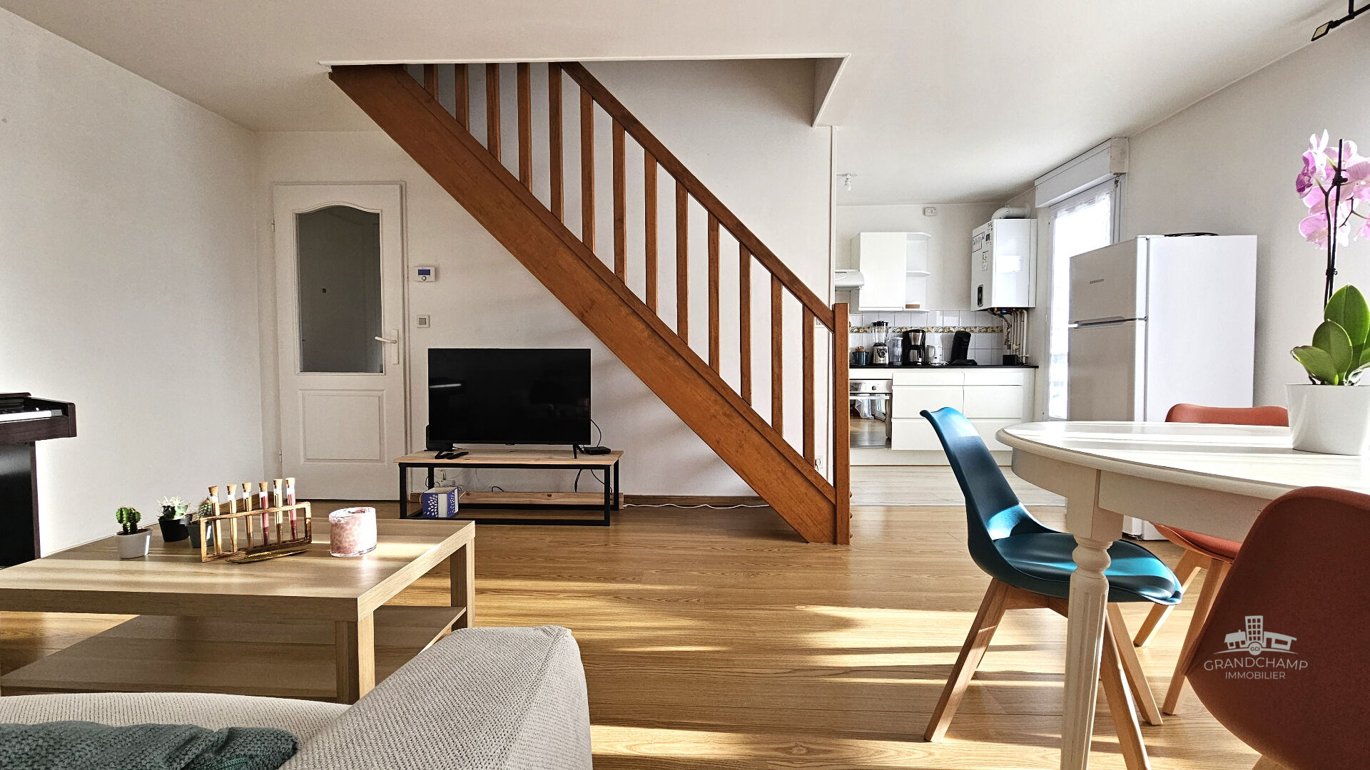 Photo Appartement avec balcon en duplex 2 chambres  + garage à NANTES HALUCHERE image 2/6