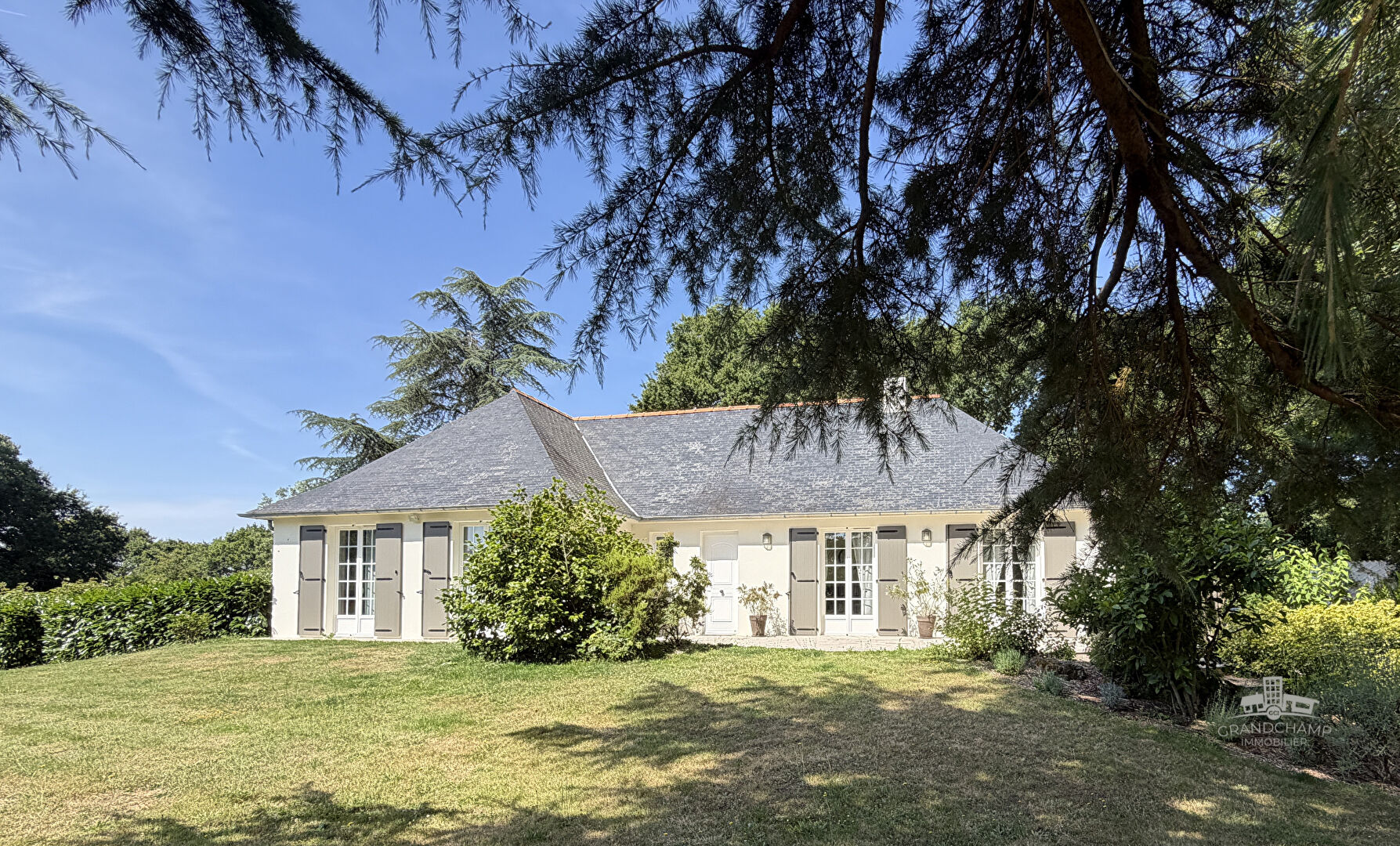 Agence immobilière de Grandchamp Immobilier